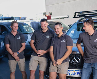 https://hockinghotwater.com.au/uploads/2025/06/bg-plumbing-team.jpg