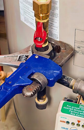 https://hockinghotwater.com.au/uploads/2025/06/hot-water-installs-82362.jpg